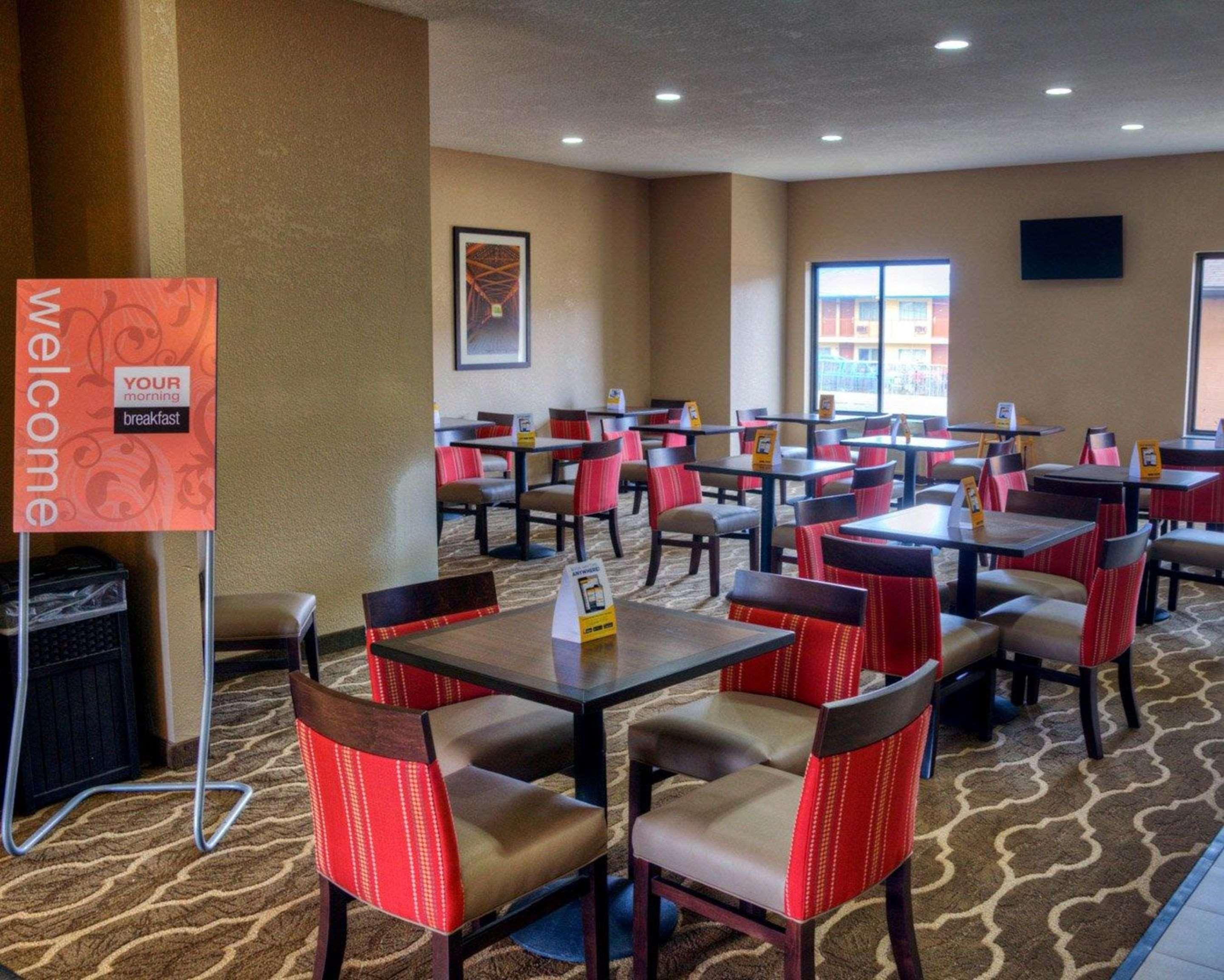 Comfort Suites Plymouth Near Us-30 Esterno foto