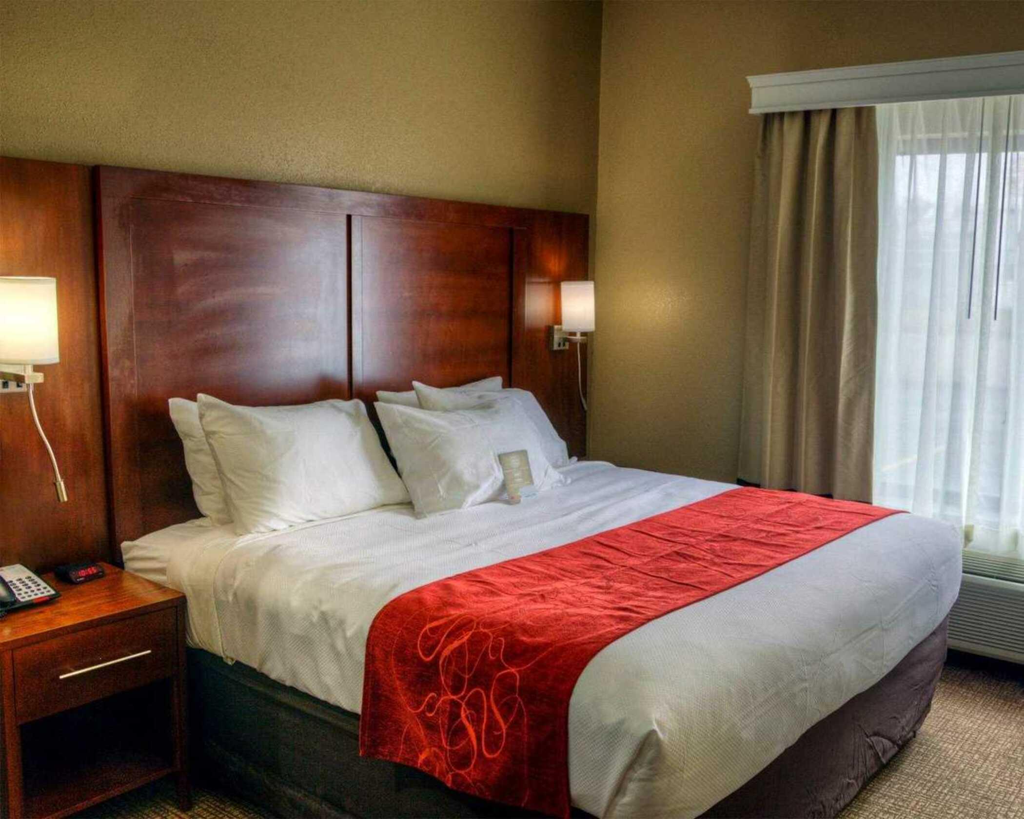 Comfort Suites Plymouth Near Us-30 Esterno foto