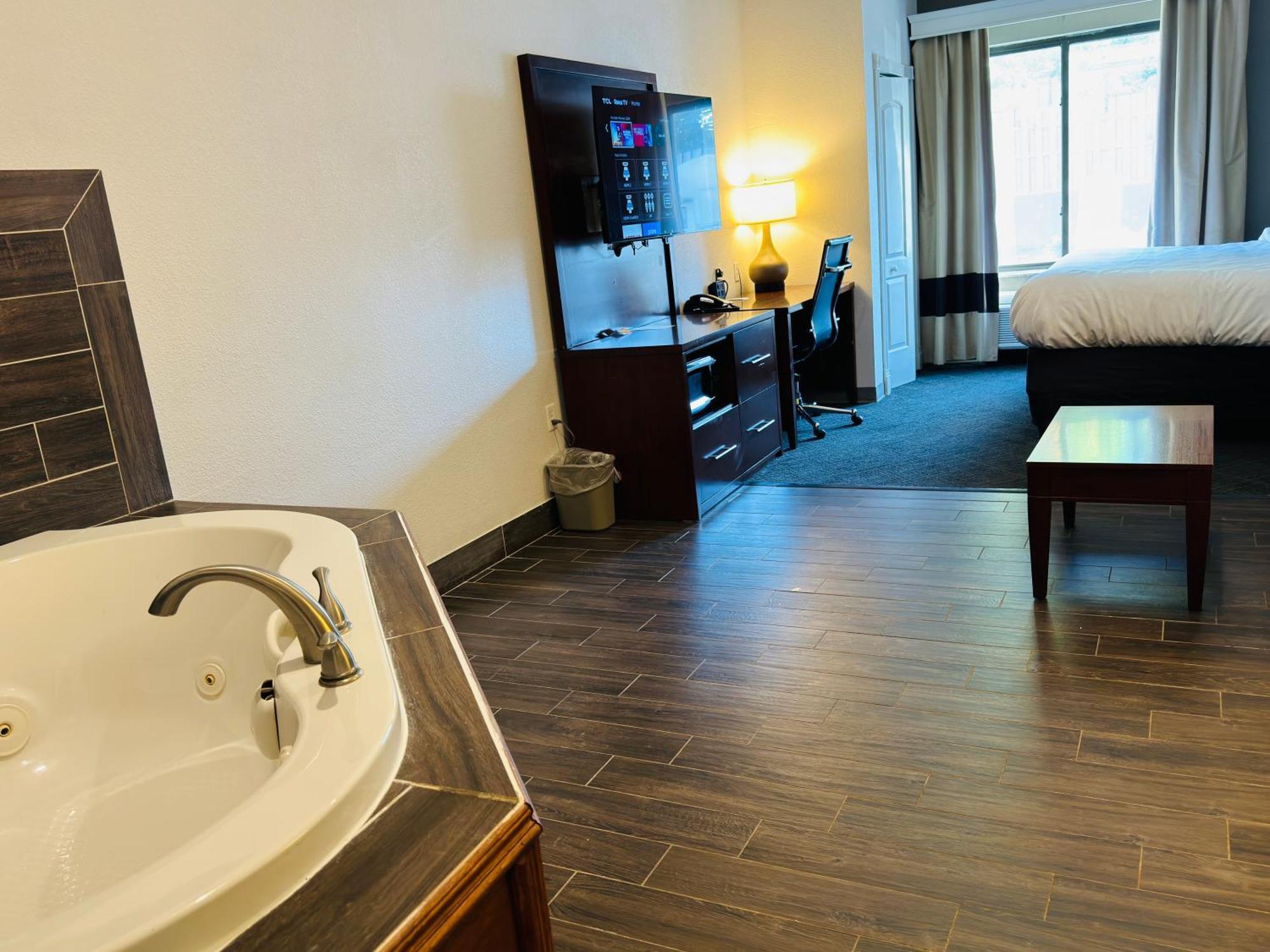 Comfort Suites Plymouth Near Us-30 Esterno foto