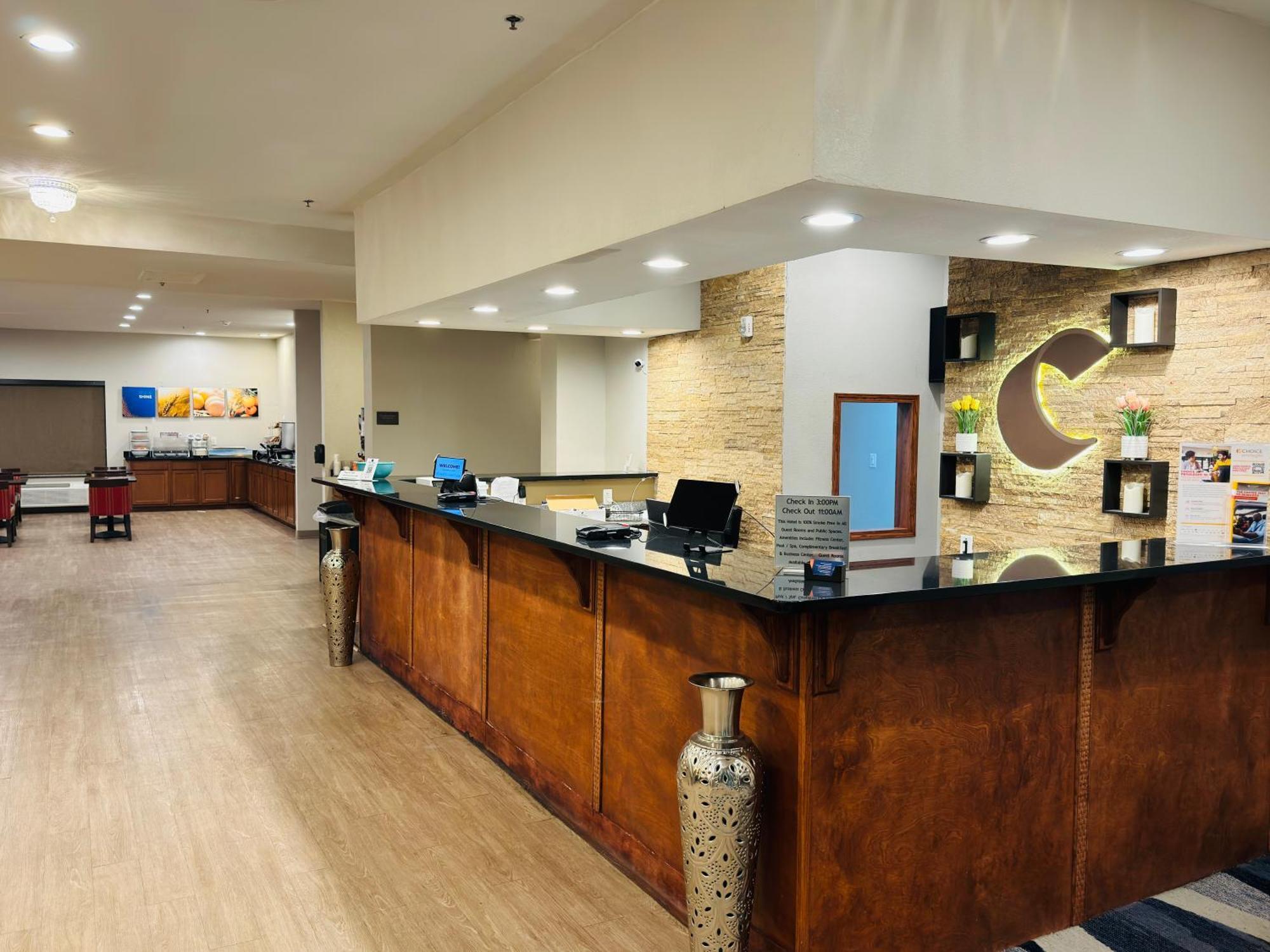Comfort Suites Plymouth Near Us-30 Esterno foto