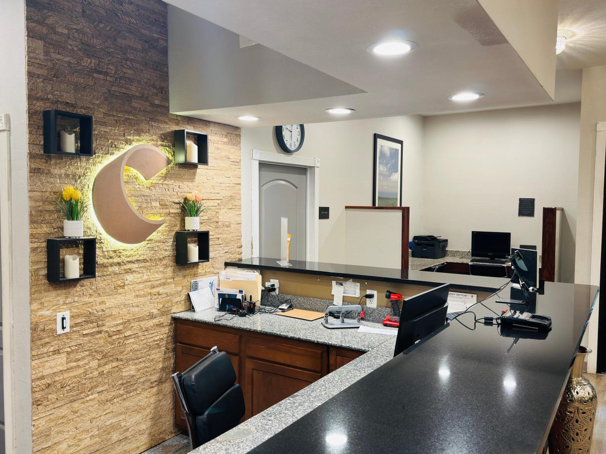Comfort Suites Plymouth Near Us-30 Esterno foto